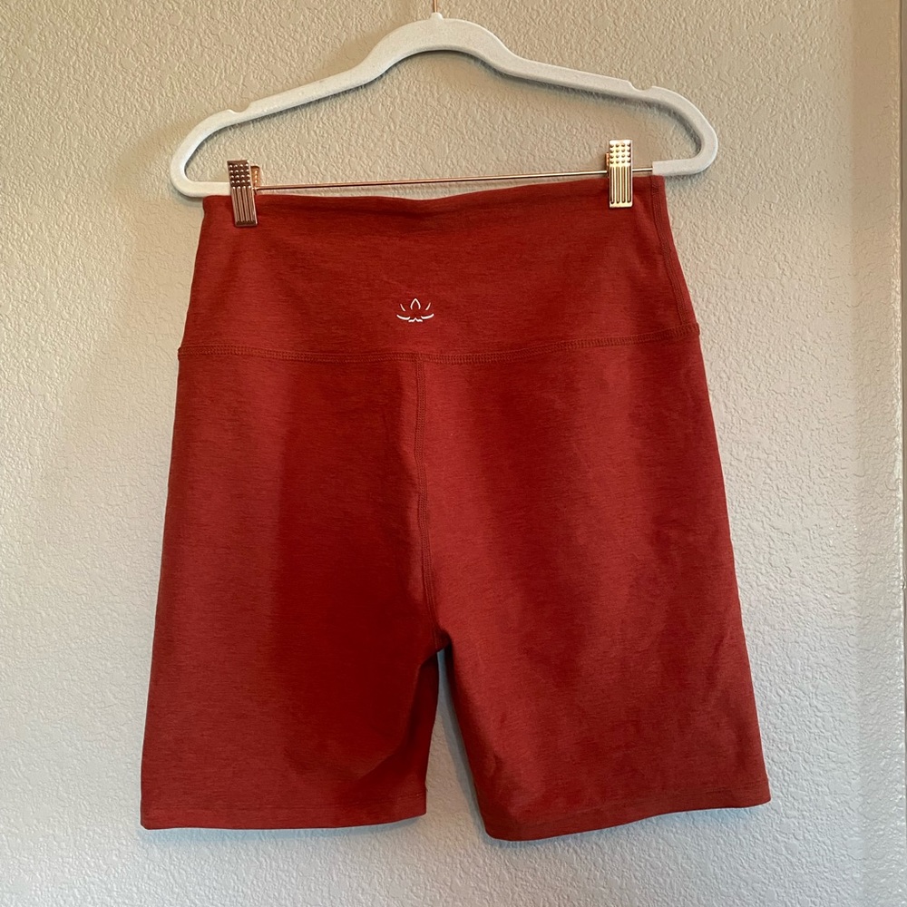BEYOND YOGA Bike Shorts